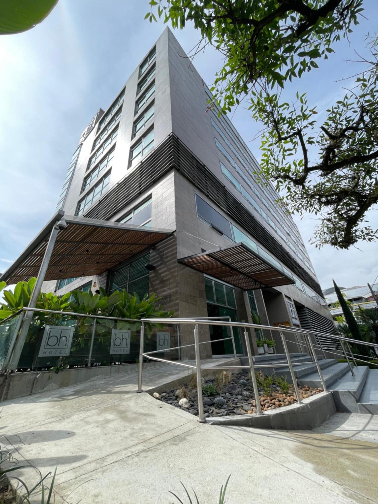 Hotel Bh El Poblado Medellín Eksteriør billede