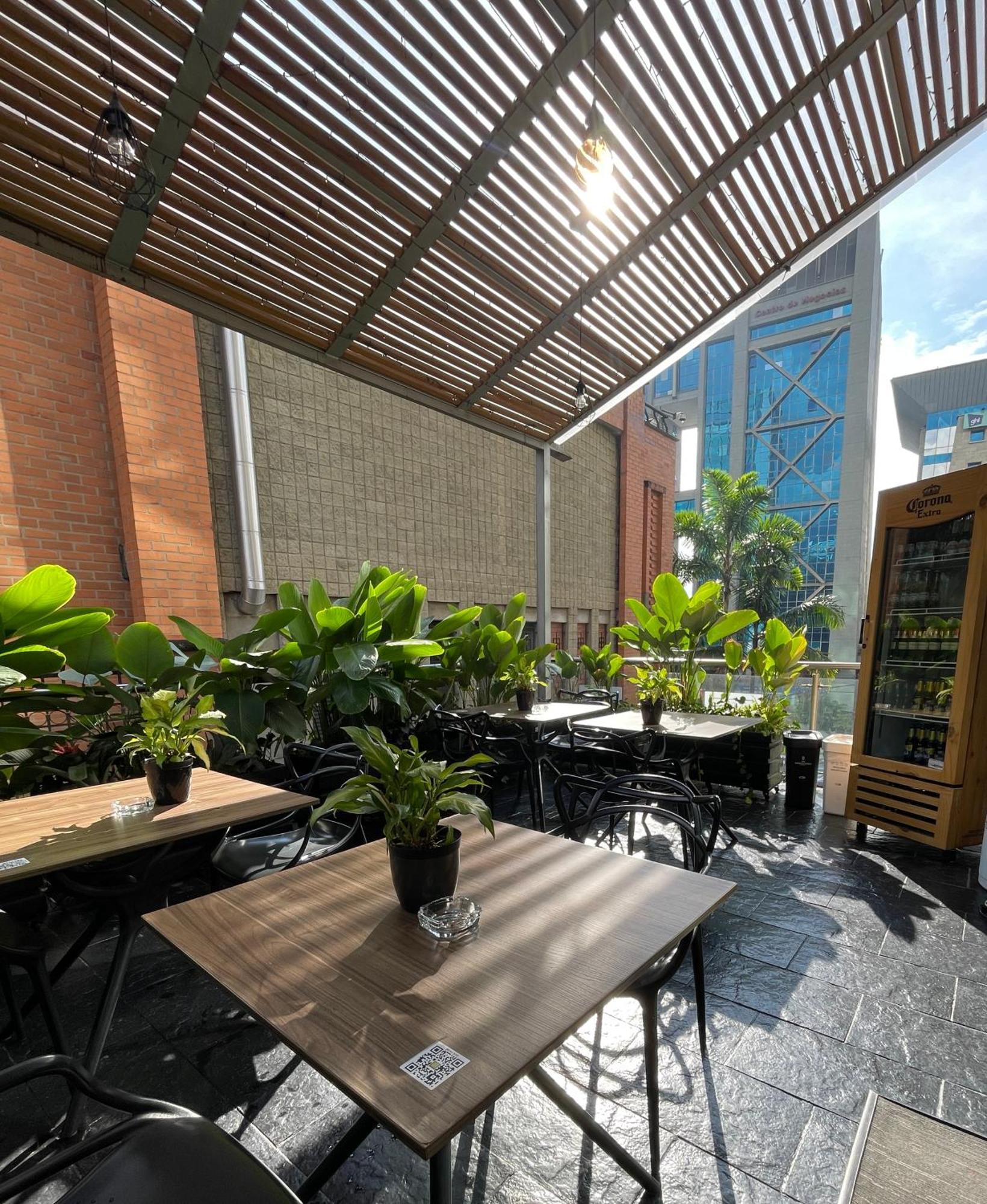 Hotel Bh El Poblado Medellín Eksteriør billede