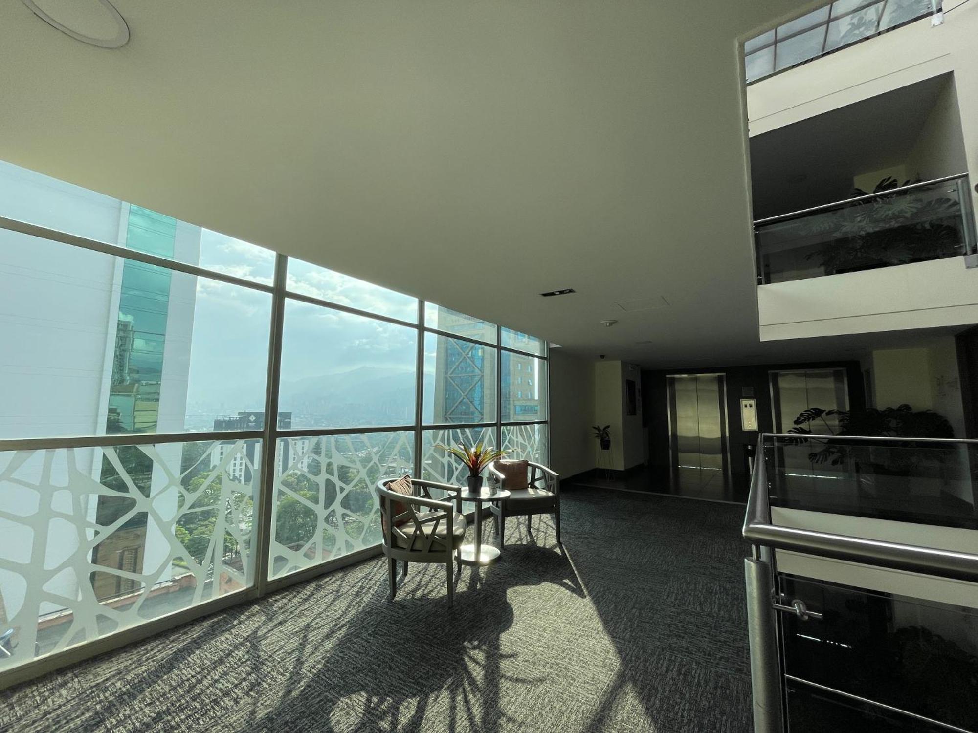 Hotel Bh El Poblado Medellín Eksteriør billede