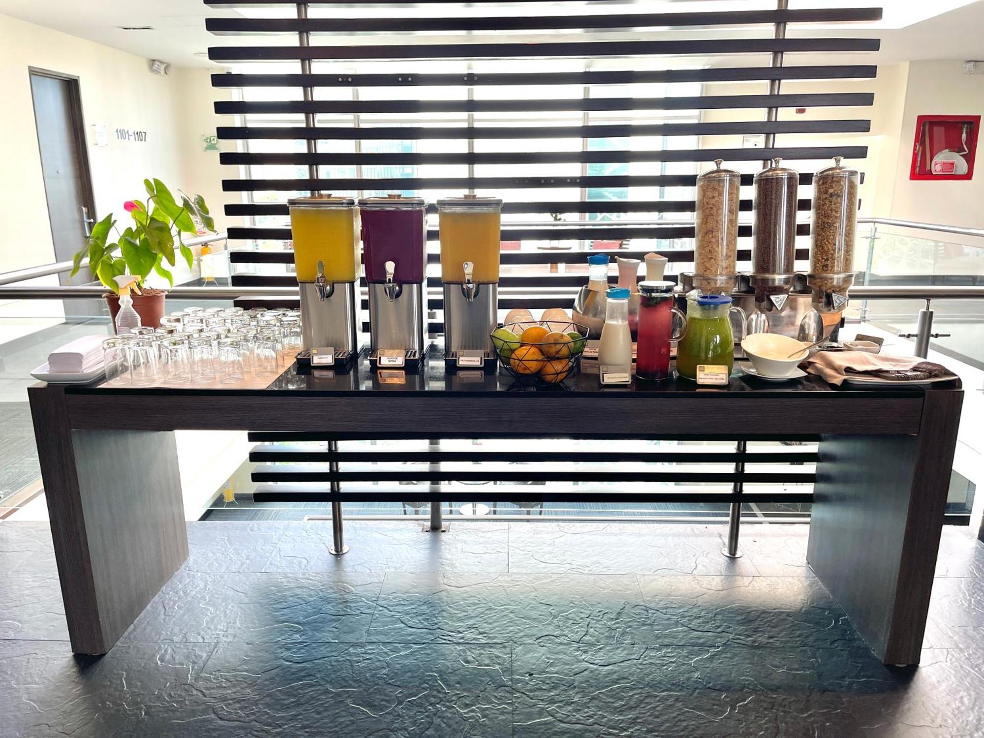 Hotel Bh El Poblado Medellín Eksteriør billede