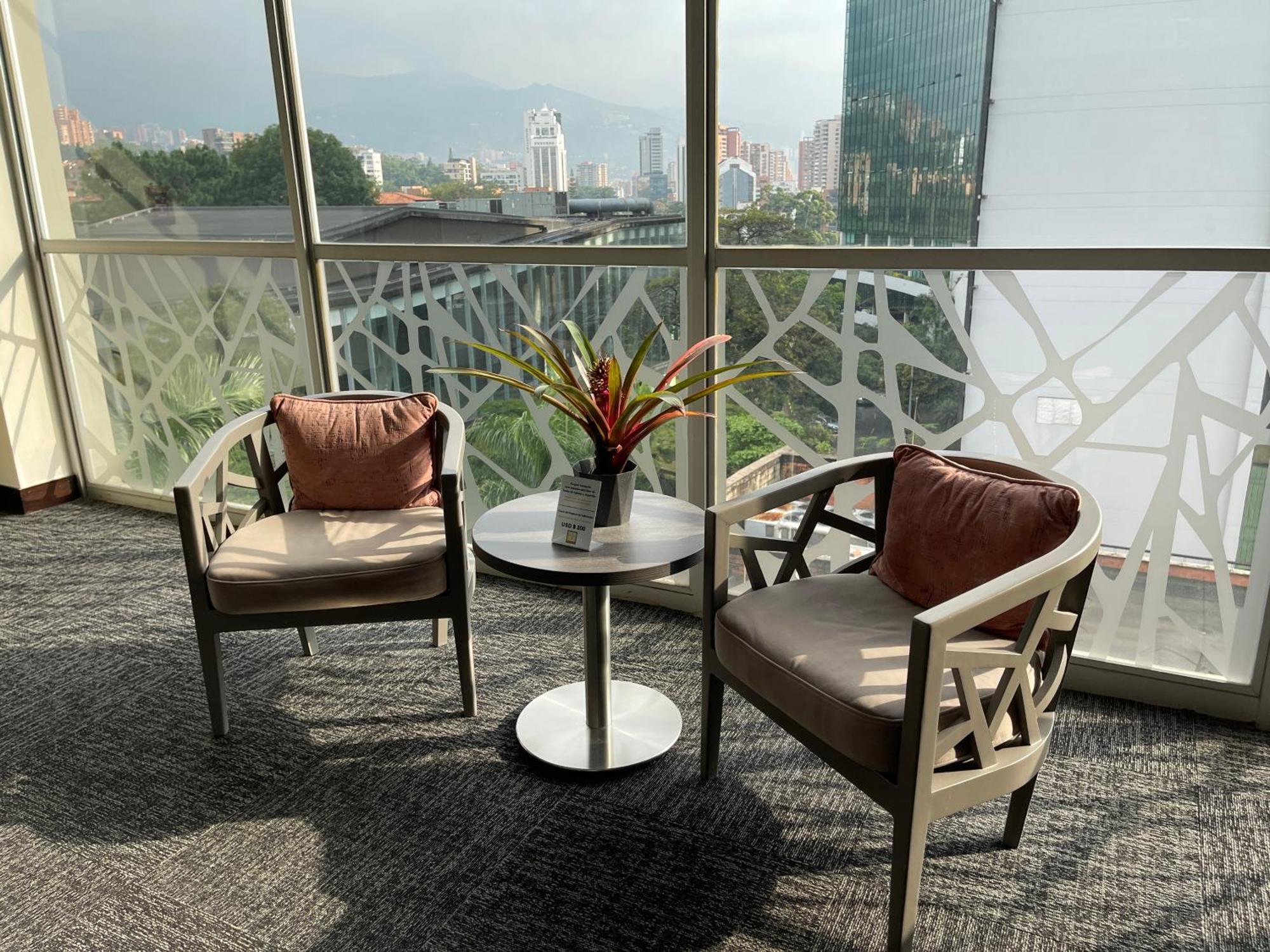 Hotel Bh El Poblado Medellín Eksteriør billede