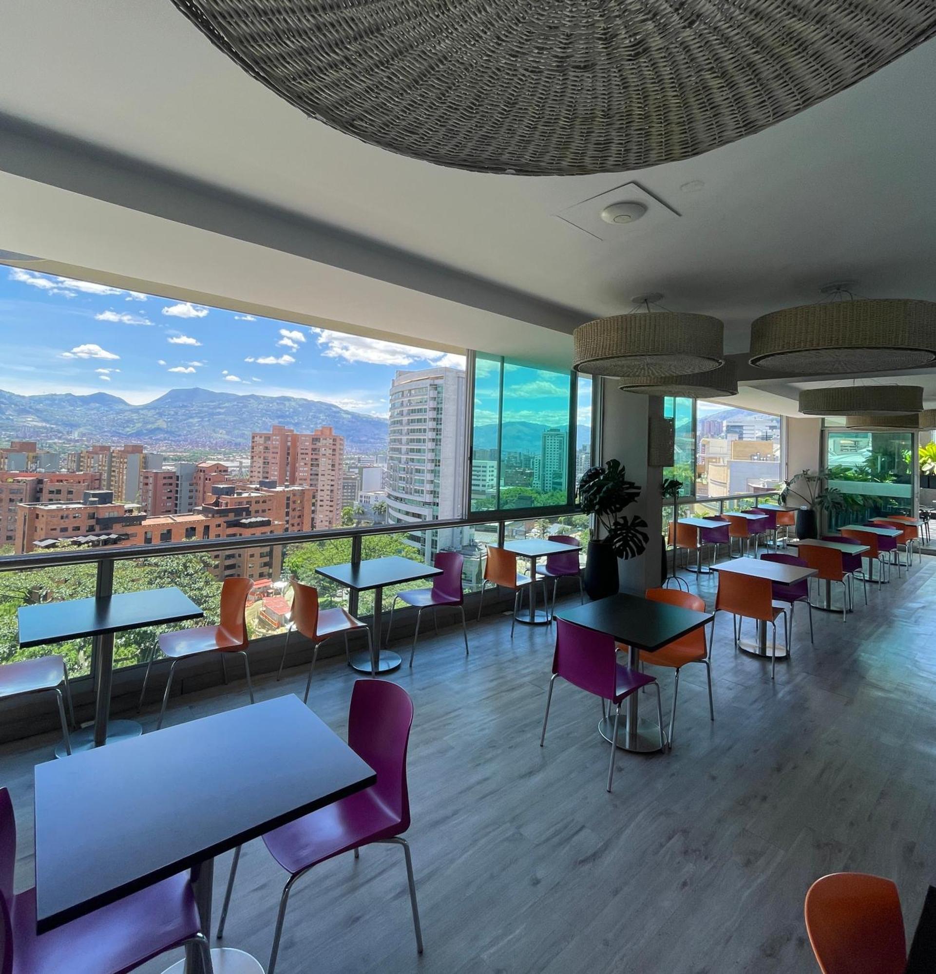 Hotel Bh El Poblado Medellín Eksteriør billede