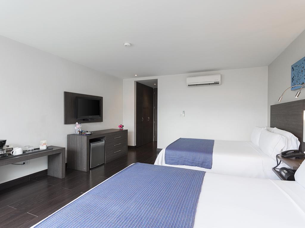 Hotel Bh El Poblado Medellín Eksteriør billede